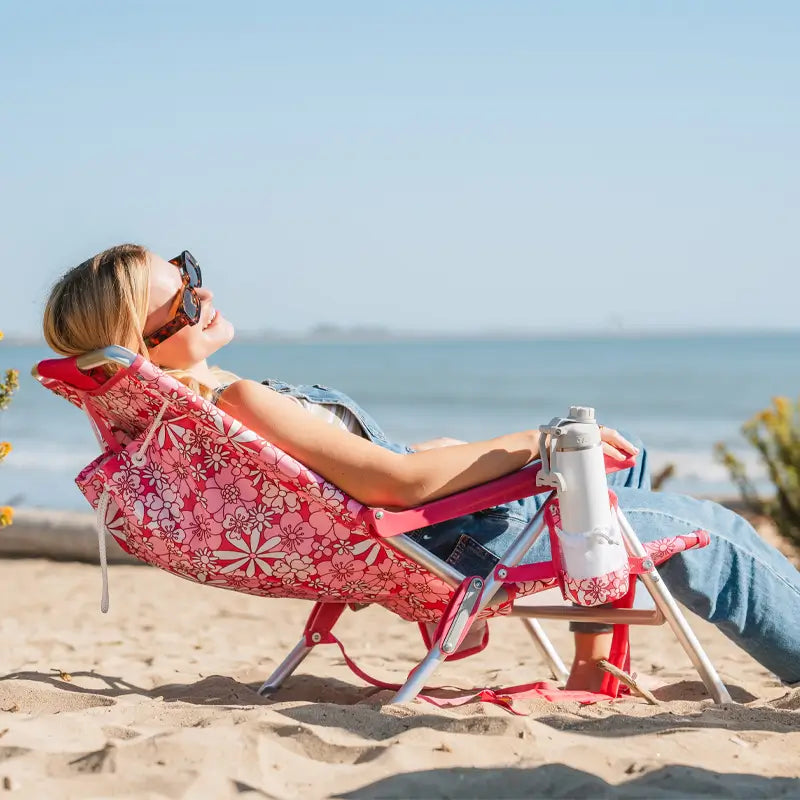 Ultra-Comfortable Backpack Beach Chair - Rocker Chair for Camping & Lawns Detail