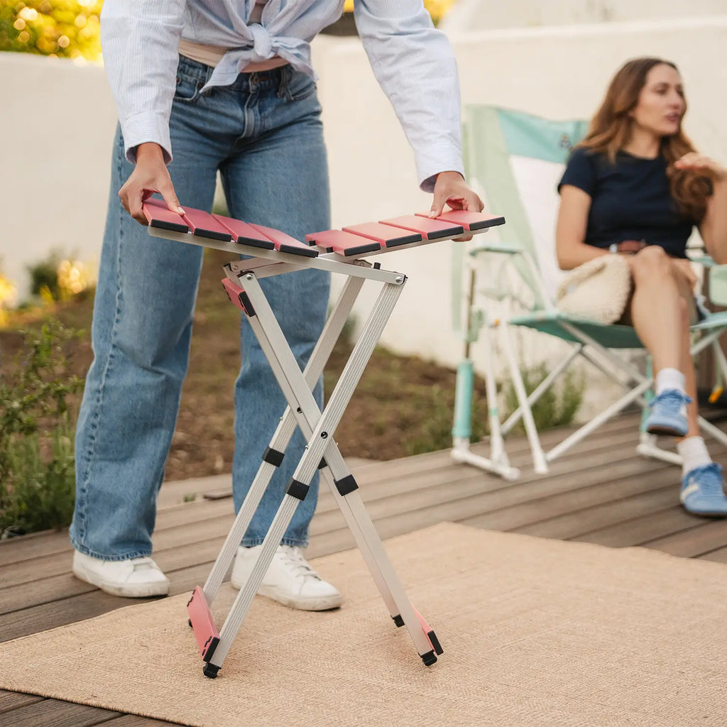 Slim-Fold Compact Camp Table 20 - Heavy Duty Aluminum Folding Picnic Table Detail
