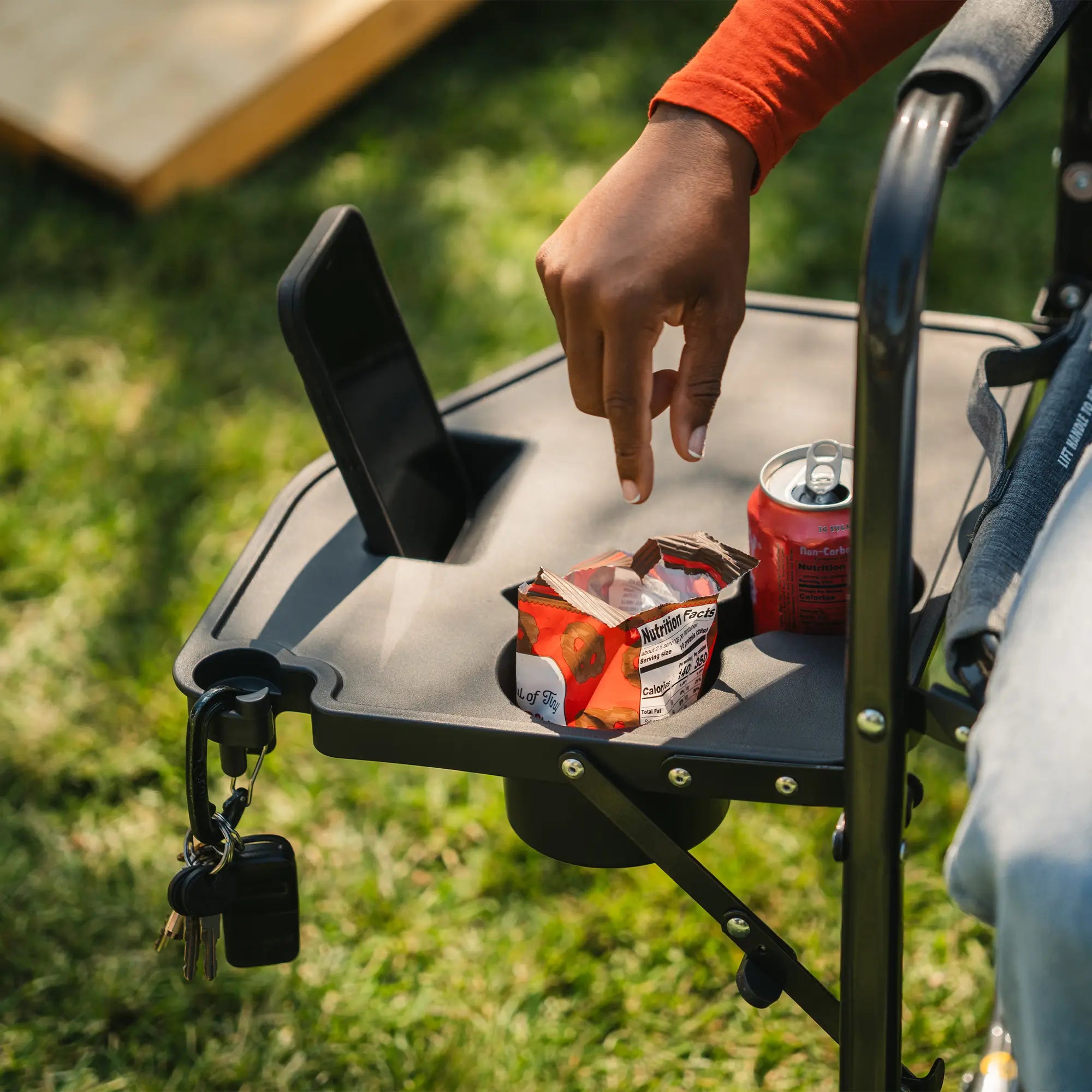 Foldable Freestyle Rocker with Side Table - Camp Rocker Chair for Fishing & Beach Trips Detail