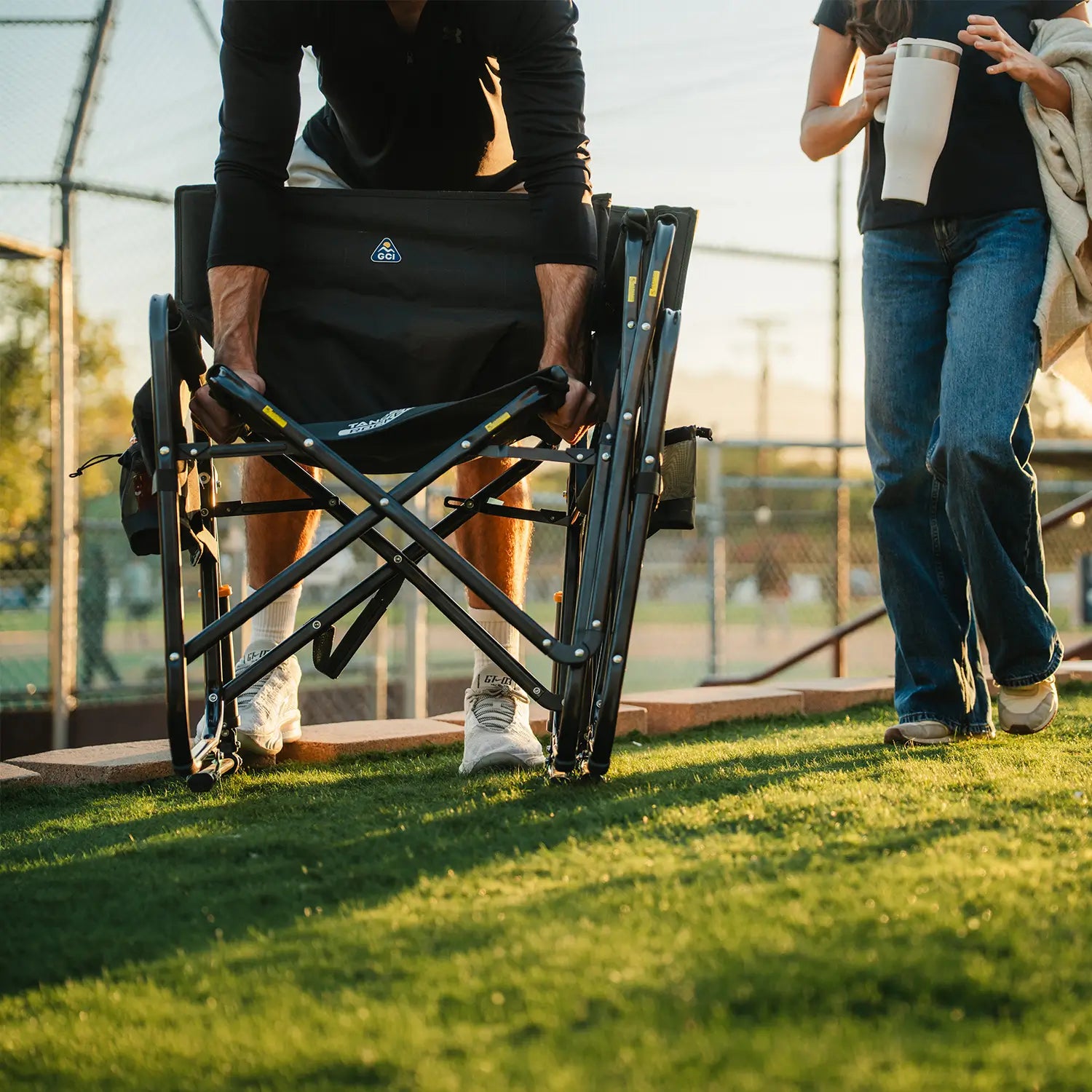 Ultra-Comfortable Tandem Rocker - Camp Rocker Chair for Fishing & Beach Trips Detail
