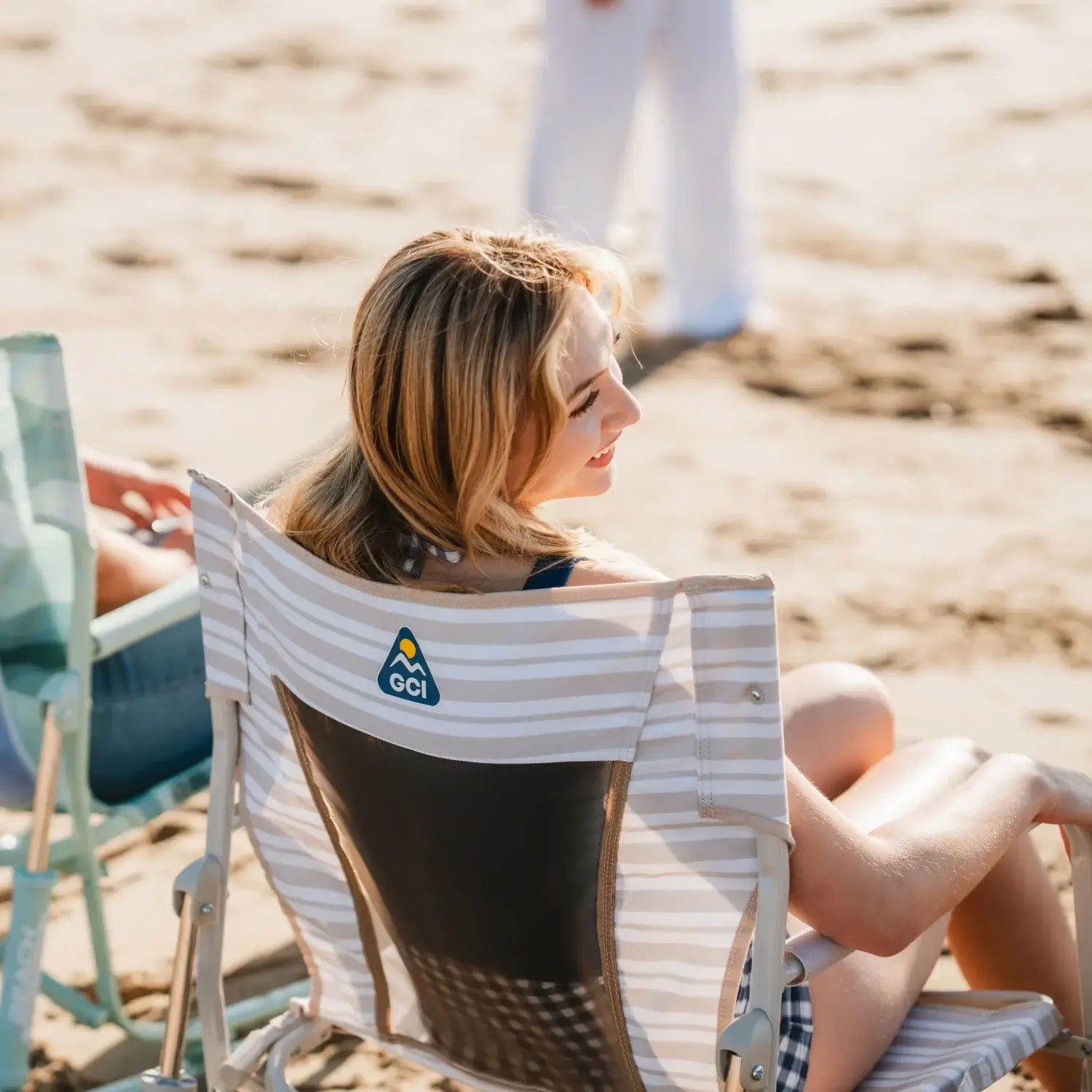 Ergonomic Portable Beach Rocker - Outdoor Rocking Chairs with Dynamic Comfort Edge Detail